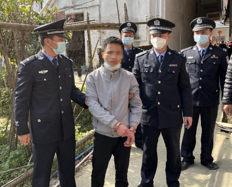 女童被同村男子拐走以6万卖掉!五华警方辗转4省成功解救(图2) 女童被同村男子拐走以6万卖掉!五华警方辗转4省成功解救(图2)