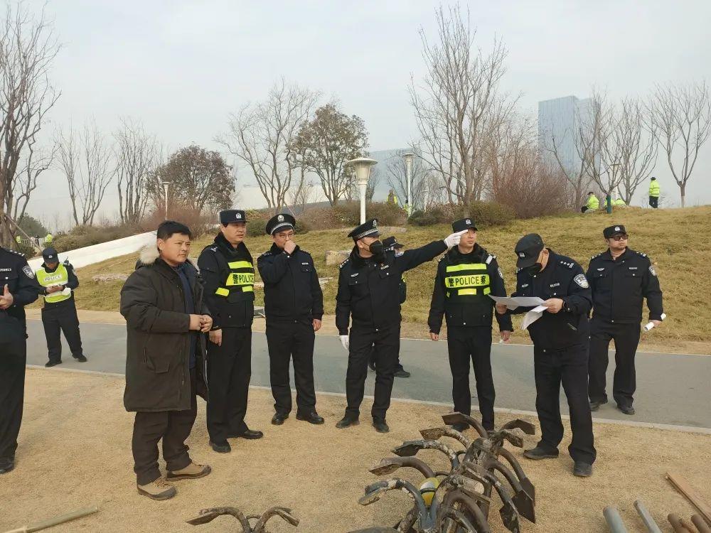 西安灞桥公安:守万家灯火,护人间团圆(图2) 西安灞桥公安:守万家灯火,护人间团圆(图2)