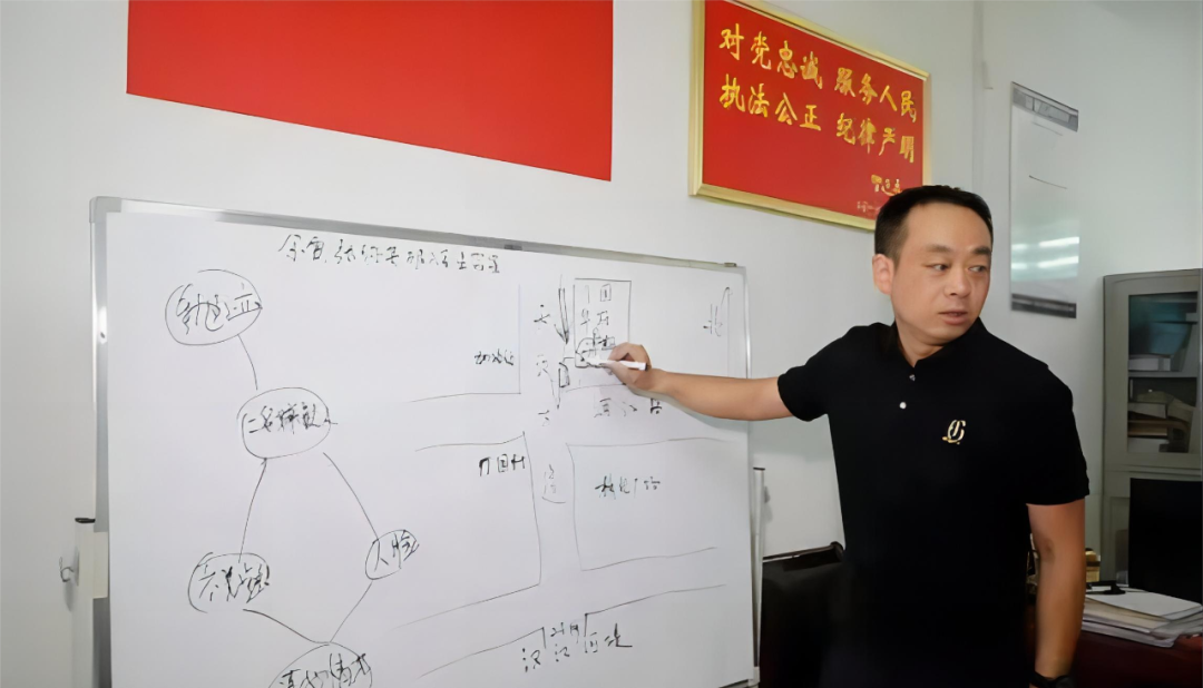 陕西这名80后民警,荣立一等功1次、二等功1次、三等功3次!(图7) 陕西这名80后民警,荣立一等功1次、二等功1次、三等功3次!(图7)