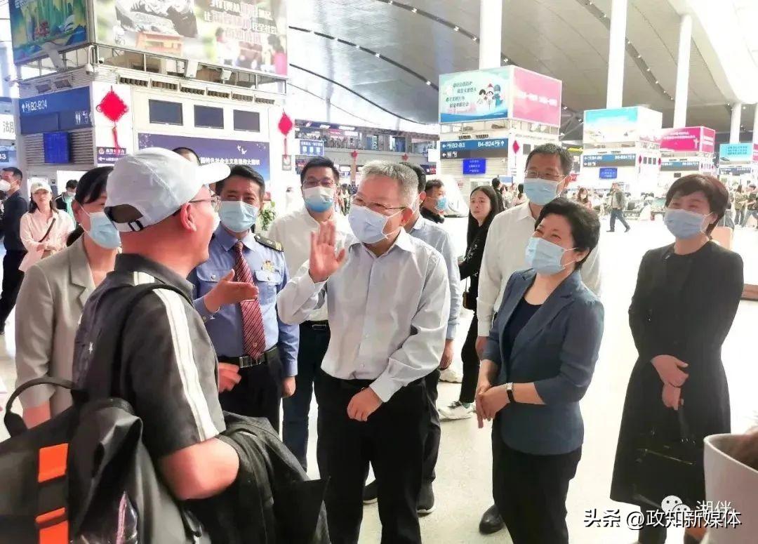 多位省级党政“一把手”暗访都关注这项工作,发现问题当场责令尽快整改(图4) 多位省级党政“一把手”暗访都关注这项工作,发现问题当场责令尽快整改(图4)